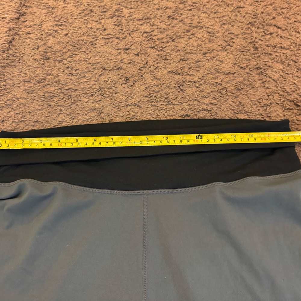 2 FOR $25 Fabletics Salar Powerhold Fold Over Crop Leggings High Rise XL NEW $50 - Picture 5 of 8
